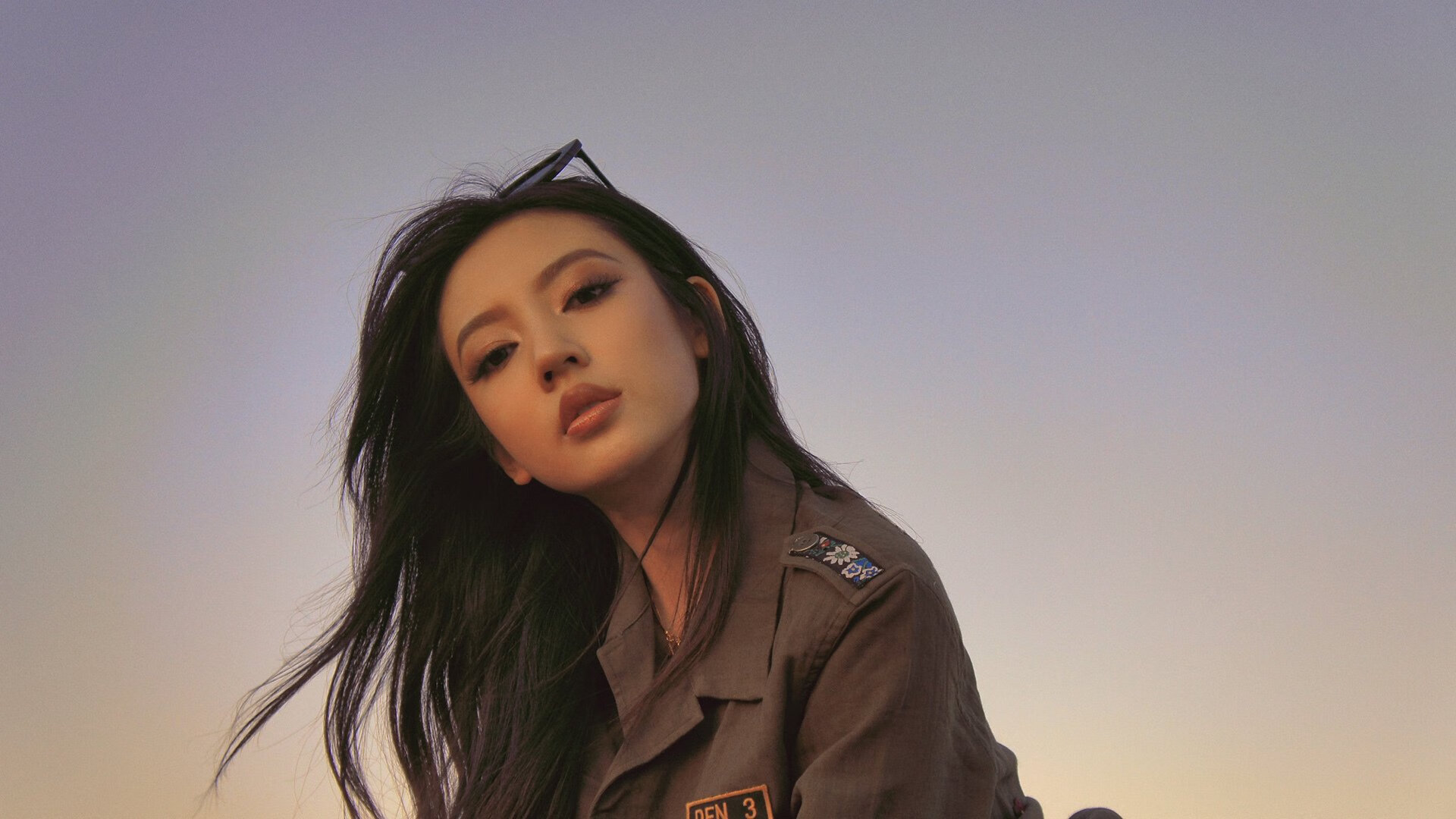 fb体育app官网-大事件：联盟近期引发争议的裁判判罚聚焦，英雄联盟比赛裁判给选手看的是什么